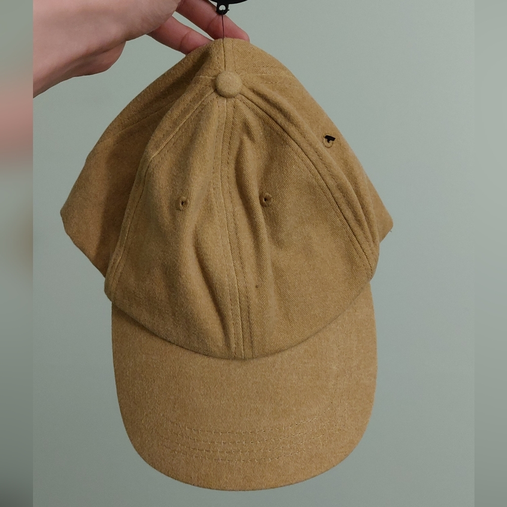 Fluff Baseball cap - Picture 3 of 3
